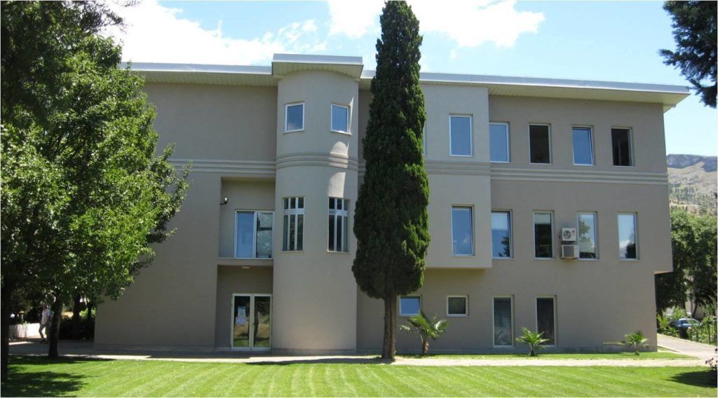 Agromediteranski fakultet u Mostaru Agromediteranski fakultet u Mostaru